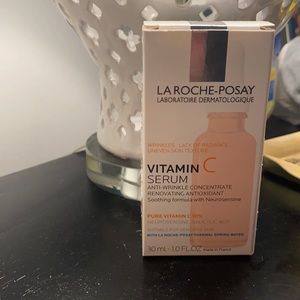 La-Roche Posay Anti-Wrinkle Vitamin C Serum | Never Used